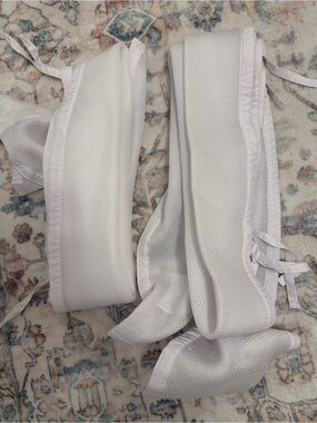 White Breathable Mesh Crib Liner